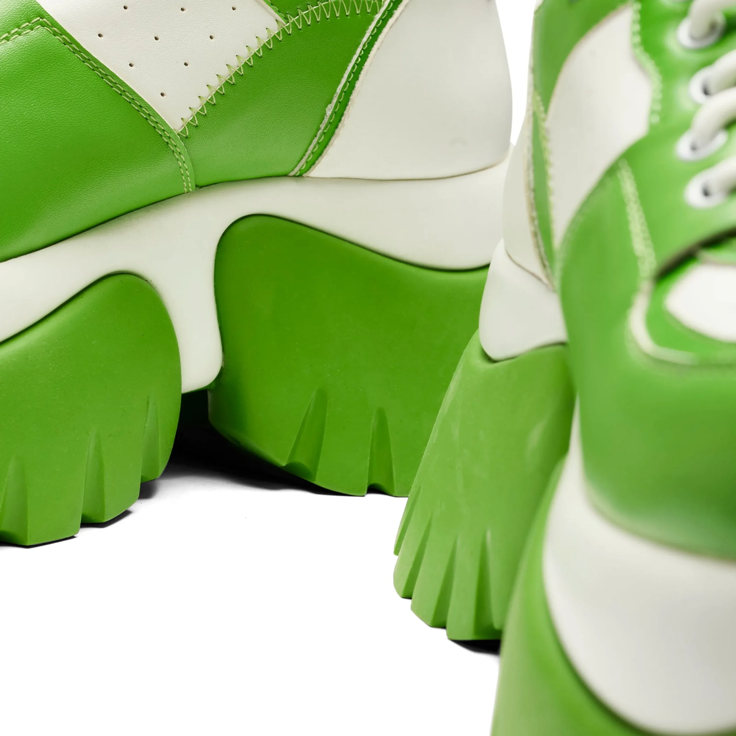 KOI footwear Fwoggy Woggy Says Hi Chunky Trainers - Green Hot